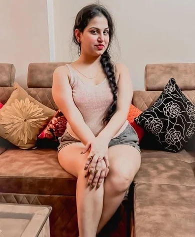 Lucknow Female Escort Service Only For Young Boys And Men In Need