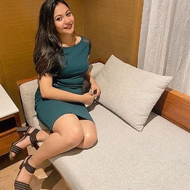 No Advance, Only Cash Payment Model  Escorts At Varanasi