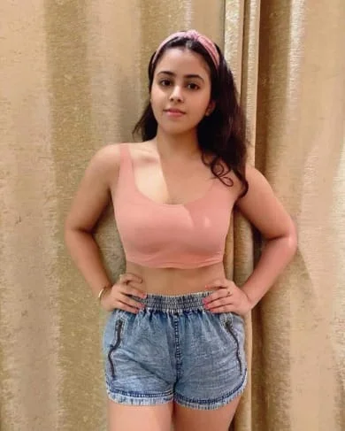 Experience the Young VIP Girl with Prayagraj's Premier Escort Service
