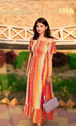 Low budget and high pleasing VIP girl available.