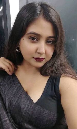 A university lady willing to satisfy you in bed, call me now.