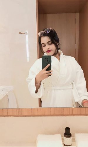 Hot escort girl who is new to the city