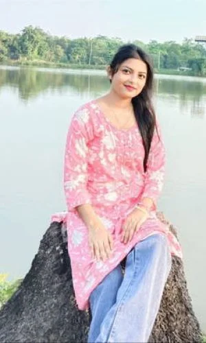 Sexy and sensual transgender call girl awaits