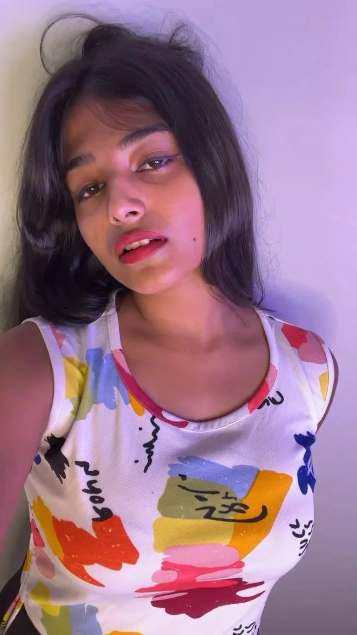 Naughty and Alluring High Profile Call Girl For Video Sex and Bed Sex