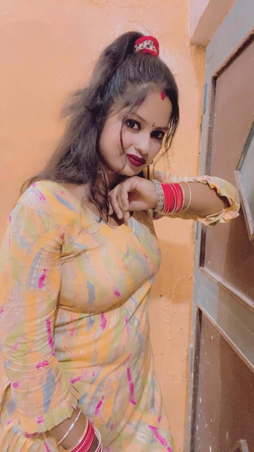 Manesar college girls with video call service
