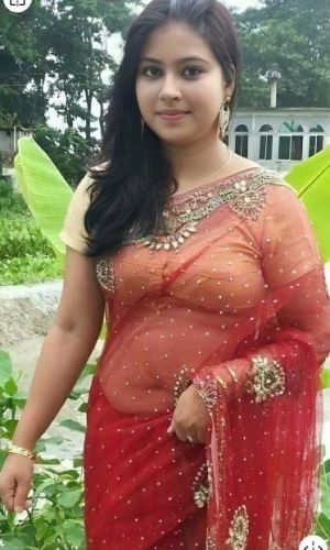 I am a young sexy escort girl here for you