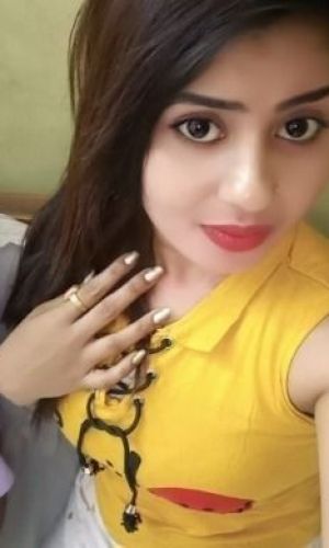 A sweet, warm, beautiful and friendly independent escort girl in Daman